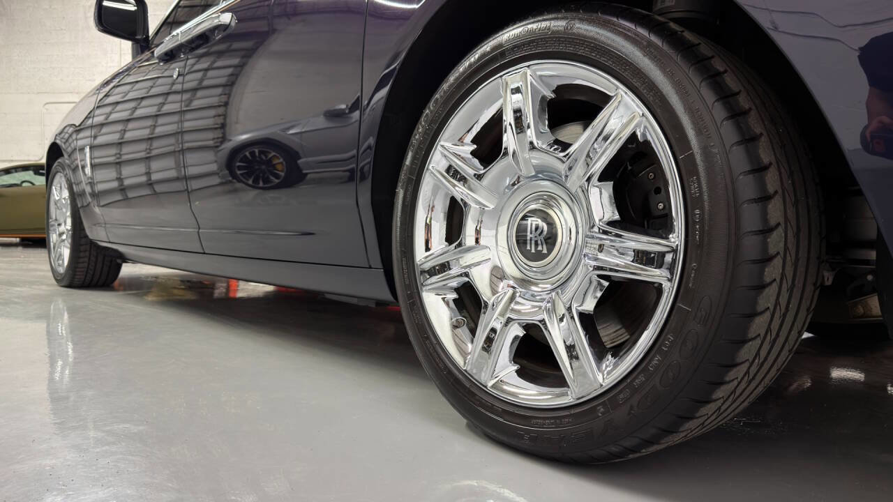 Used 2010 Rolls-Royce Ghost RWD image 23