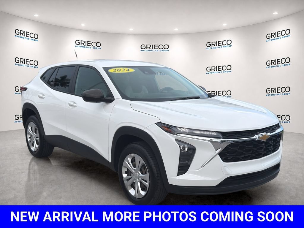 Used 2024 Chevrolet Trax LS