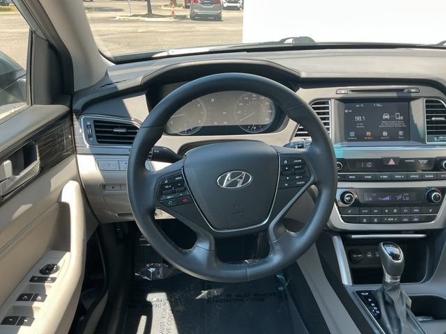 Used 2017 Hyundai Sonata Limited FWD image 20