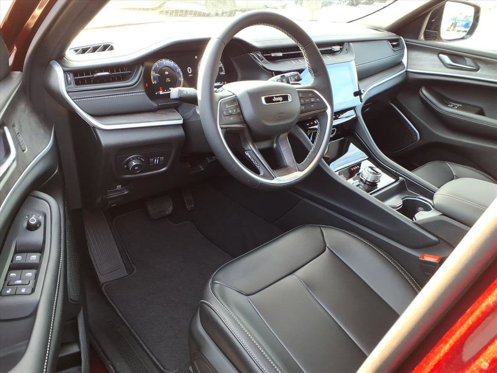 New 2026 Jeep Grand Cherokee Limited image 14