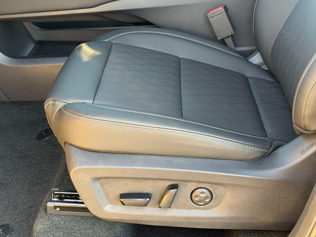 New 2027 Nissan Murano Platinum AWD/4WD image 12