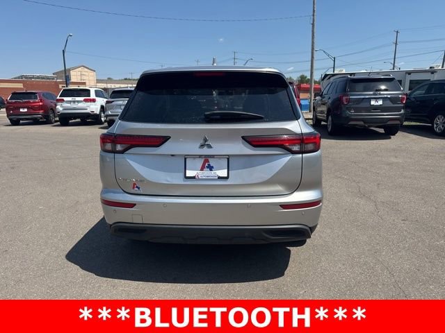 Used 2022 Mitsubishi Outlander ES AWD/4WD image 4