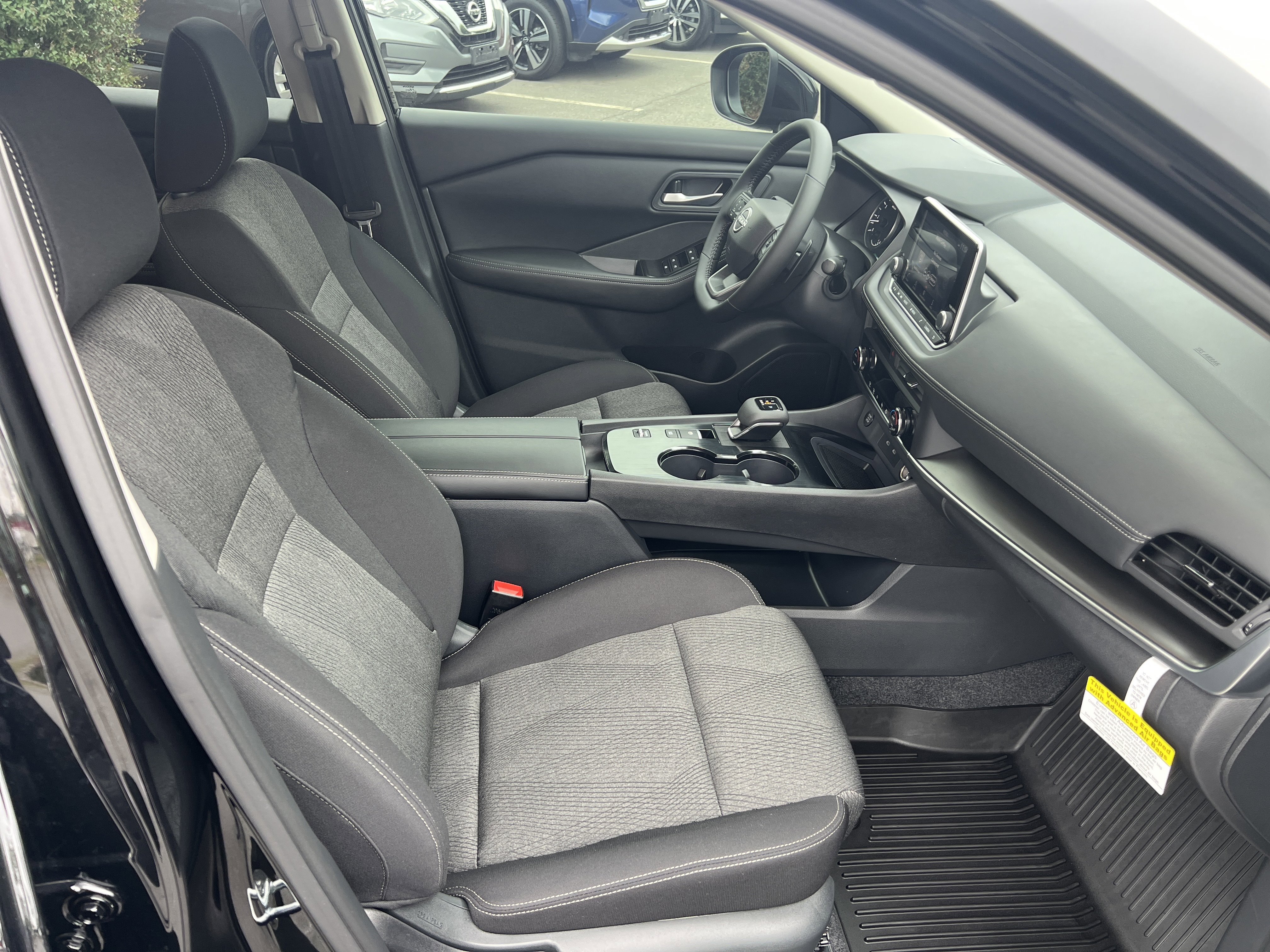 Certified 2026 Nissan Rogue SV FWD image 42