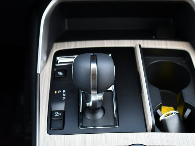 New 2025 MAZDA CX-70 Plug-In Hybrid w/ Premium Pkg image 29