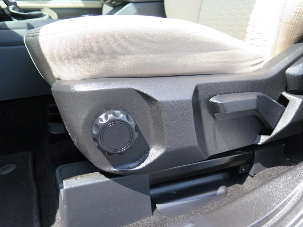 Used 2024 Ford Ranger XLT w/ Technology Package AWD/4WD image 12