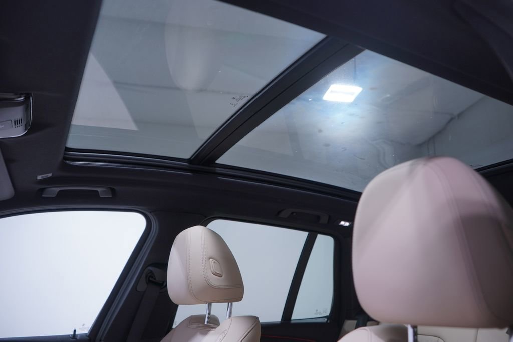 Used 2024 BMW X3 sDrive30i w/ Convenience Package image 8