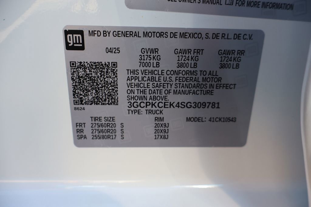 Used 2025 Chevrolet Silverado 1500 Custom Trail Boss w/ Turbomax Blackout Package image 48