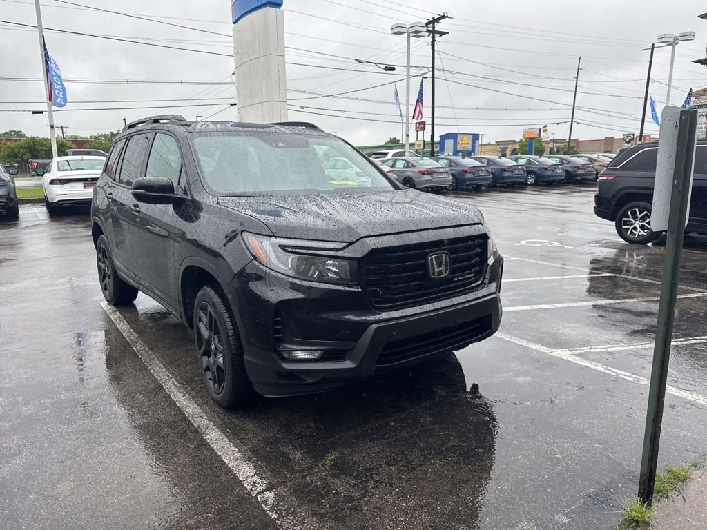 Used 2024 Honda Passport Black Edition image 12