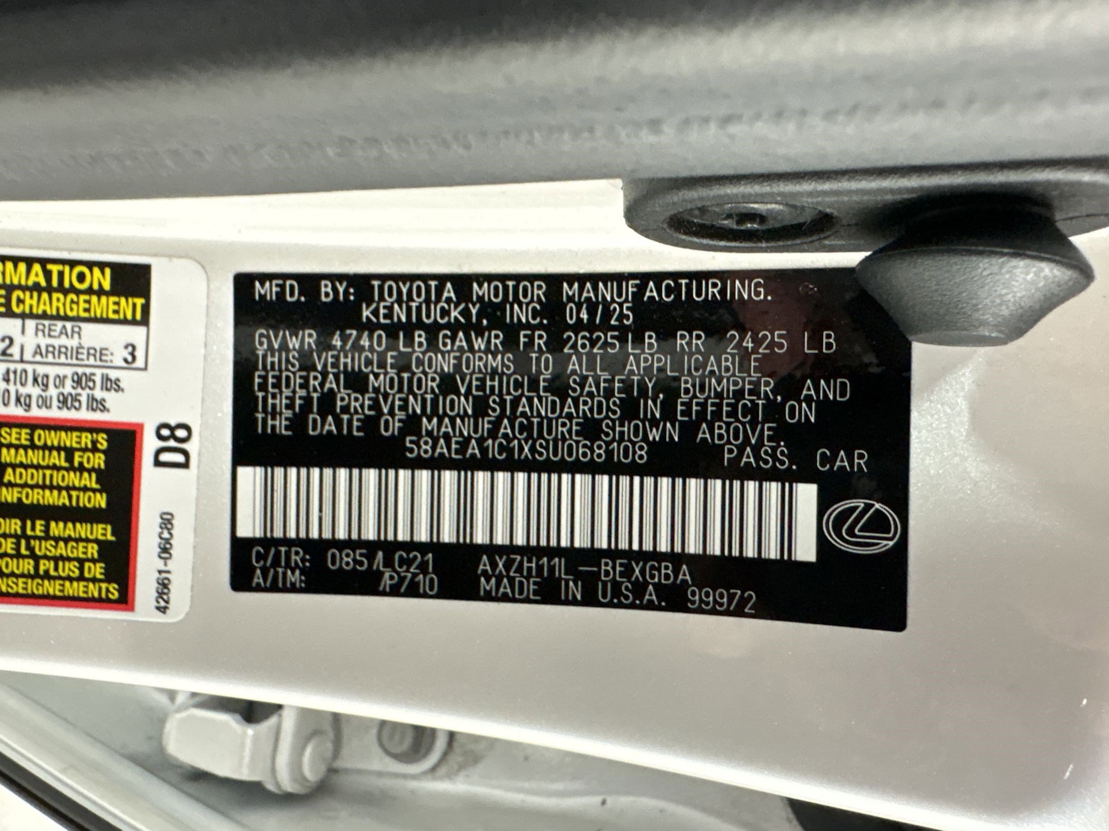 Used 2025 Lexus ES 300h w/ Luxury Package FWD image 21