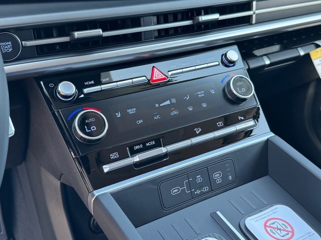 New 2026 Hyundai Santa Fe SEL FWD image 27