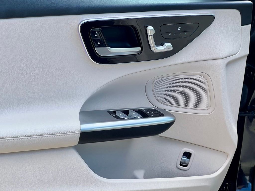 Certified 2022 Mercedes-Benz C 300 4MATIC Sedan image 26