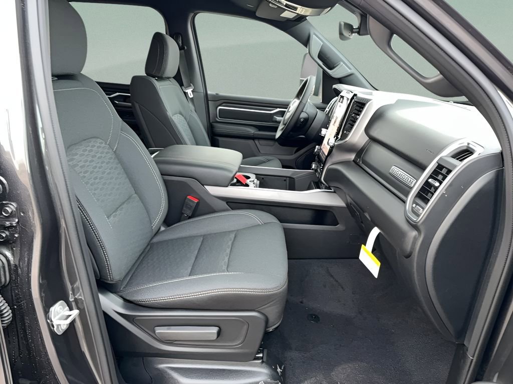 New 2025 RAM 1500 Big Horn image 23