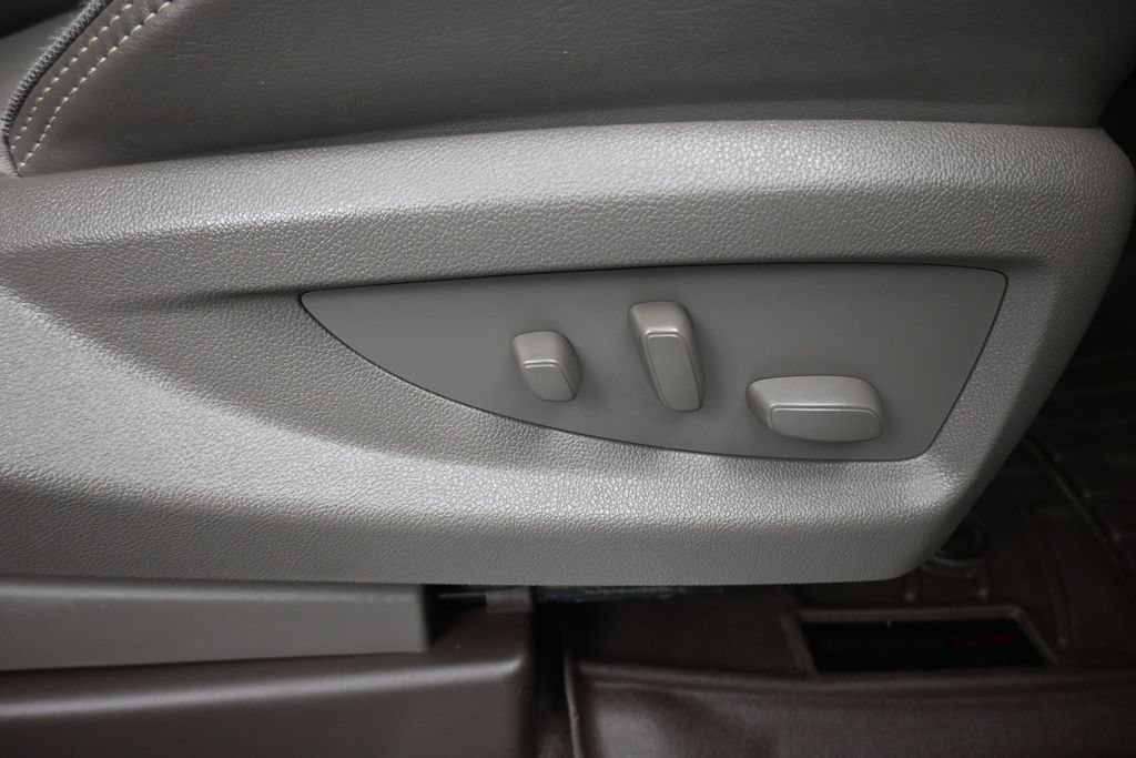 Used 2019 GMC Yukon Denali w/ Open Road Package AWD/4WD image 56