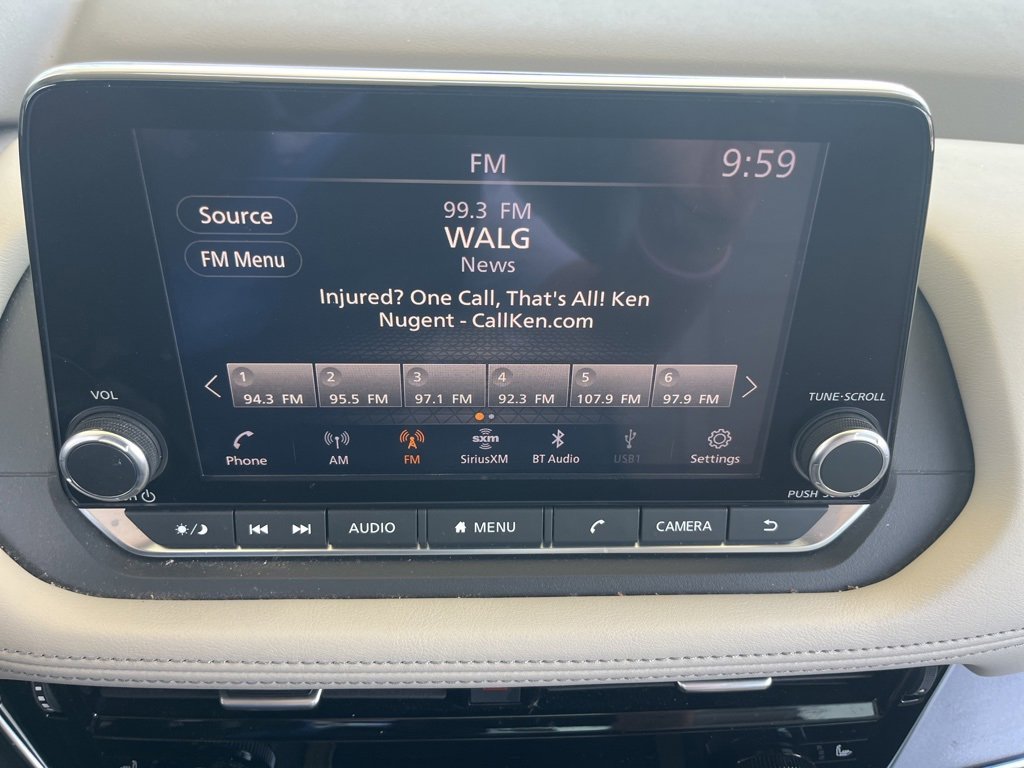 Used 2022 Nissan Rogue SV w/ SV Premium Package image 16