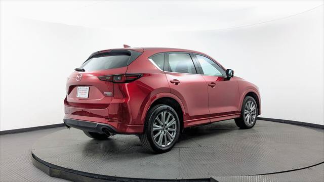 Used 2023 MAZDA CX-5 Signature AWD/4WD image 8