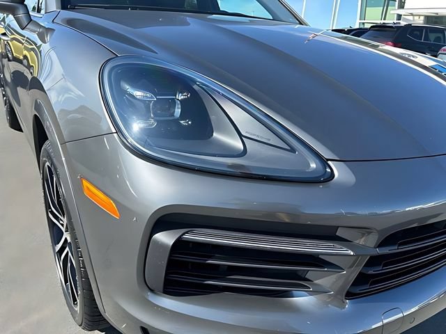 Used 2021 Porsche Cayenne AWD/4WD image 10