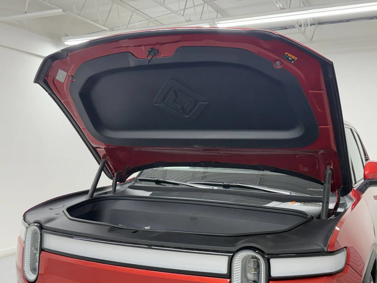 Used 2023 Rivian R1T Adventure Quad AWD/4WD image 38