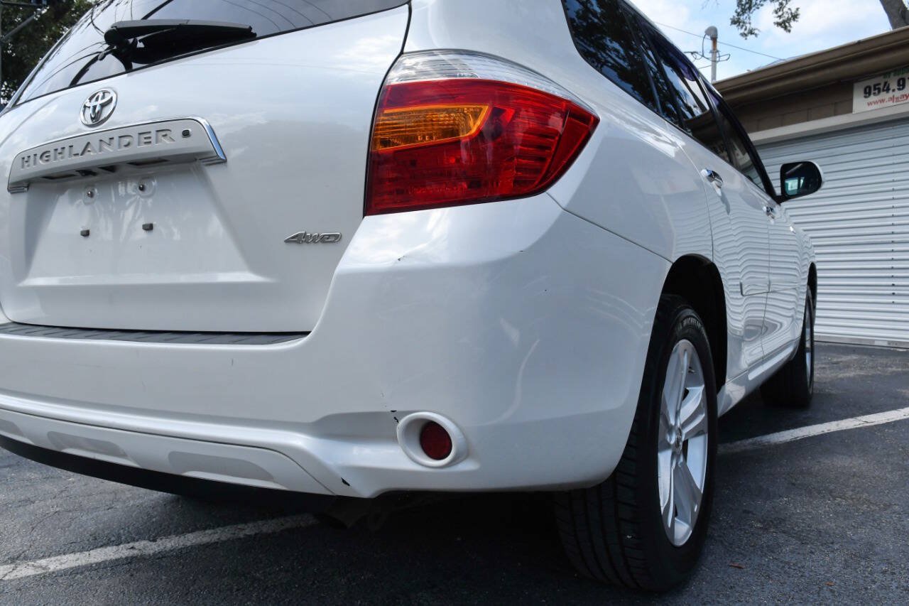 Used 2010 Toyota Highlander Limited AWD/4WD image 40