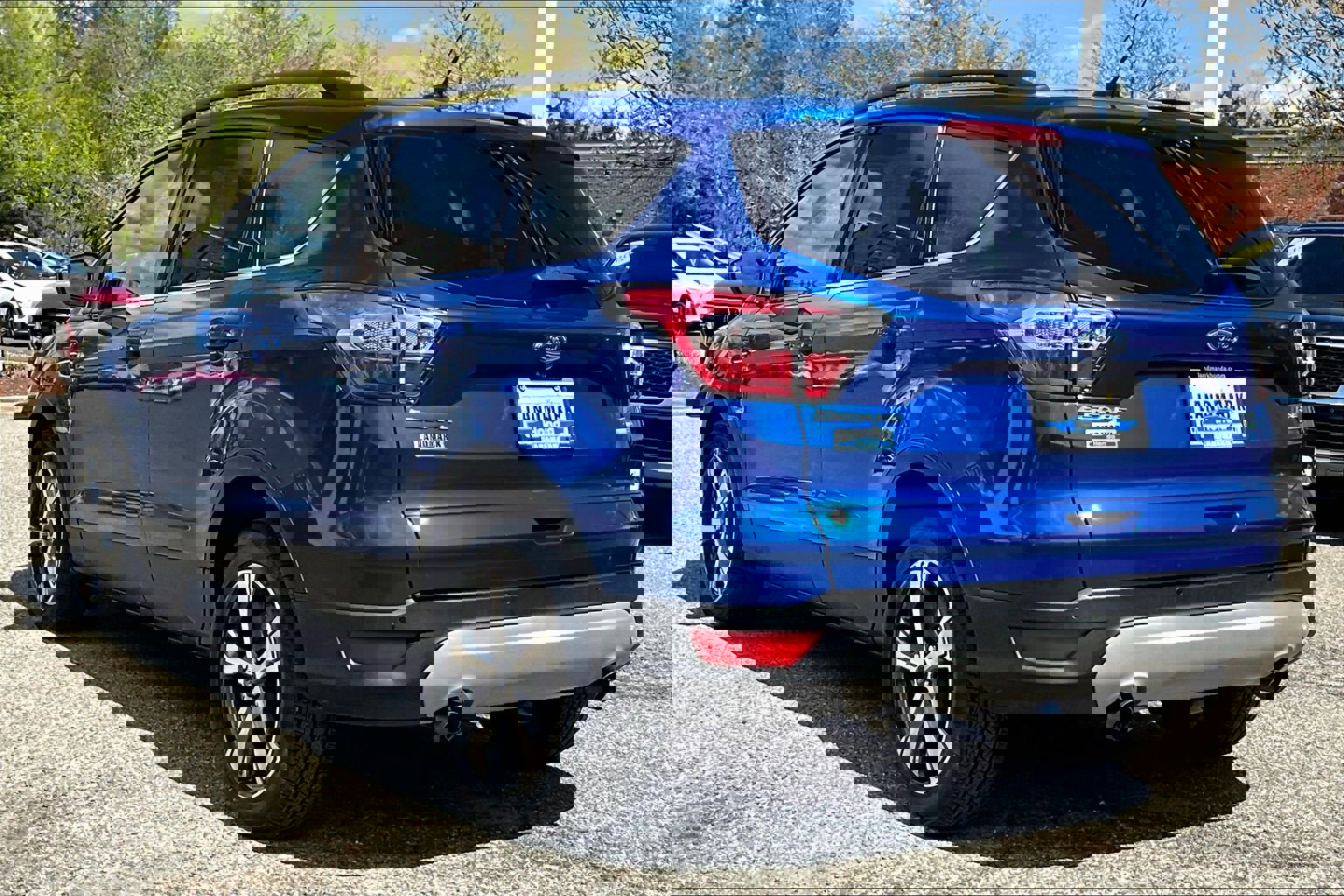 Used 2017 Ford Escape SE w/ Equipment Group 201A image 12