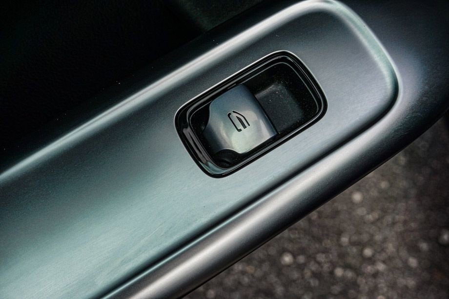 Used 2025 Mercedes-Benz C 300 Sedan image 49