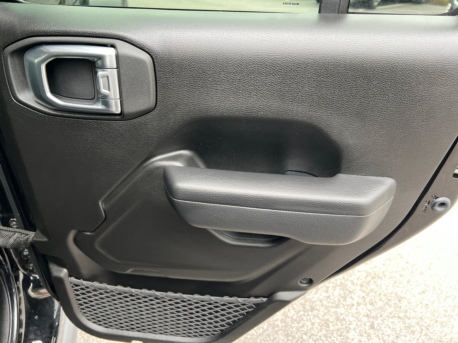 Used 2025 Jeep Wrangler Unlimited Rubicon 4xe w/ Convenience Group image 16