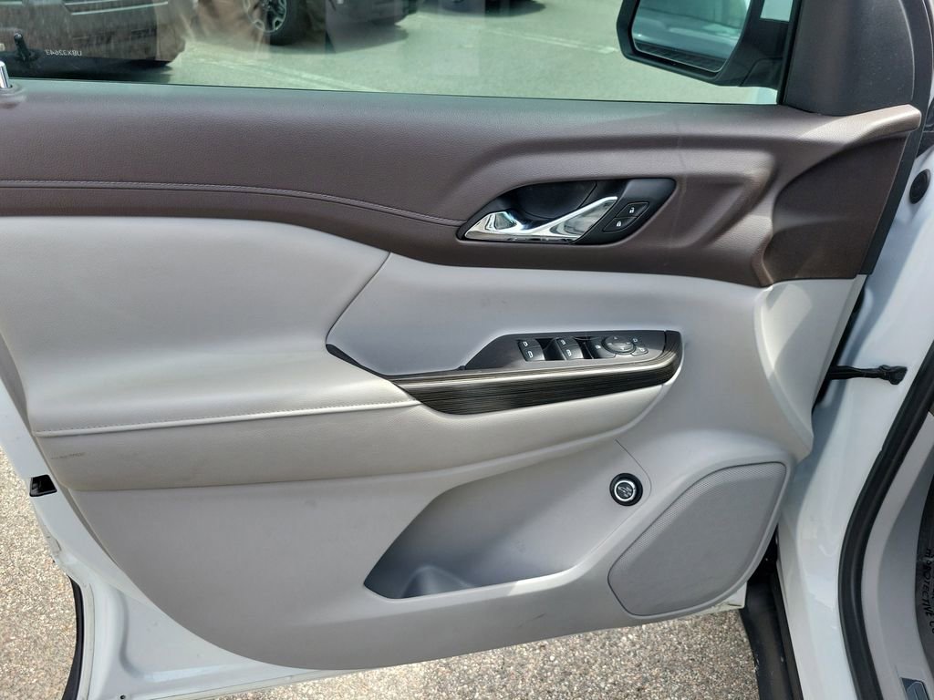 Used 2020 GMC Acadia SLT image 14