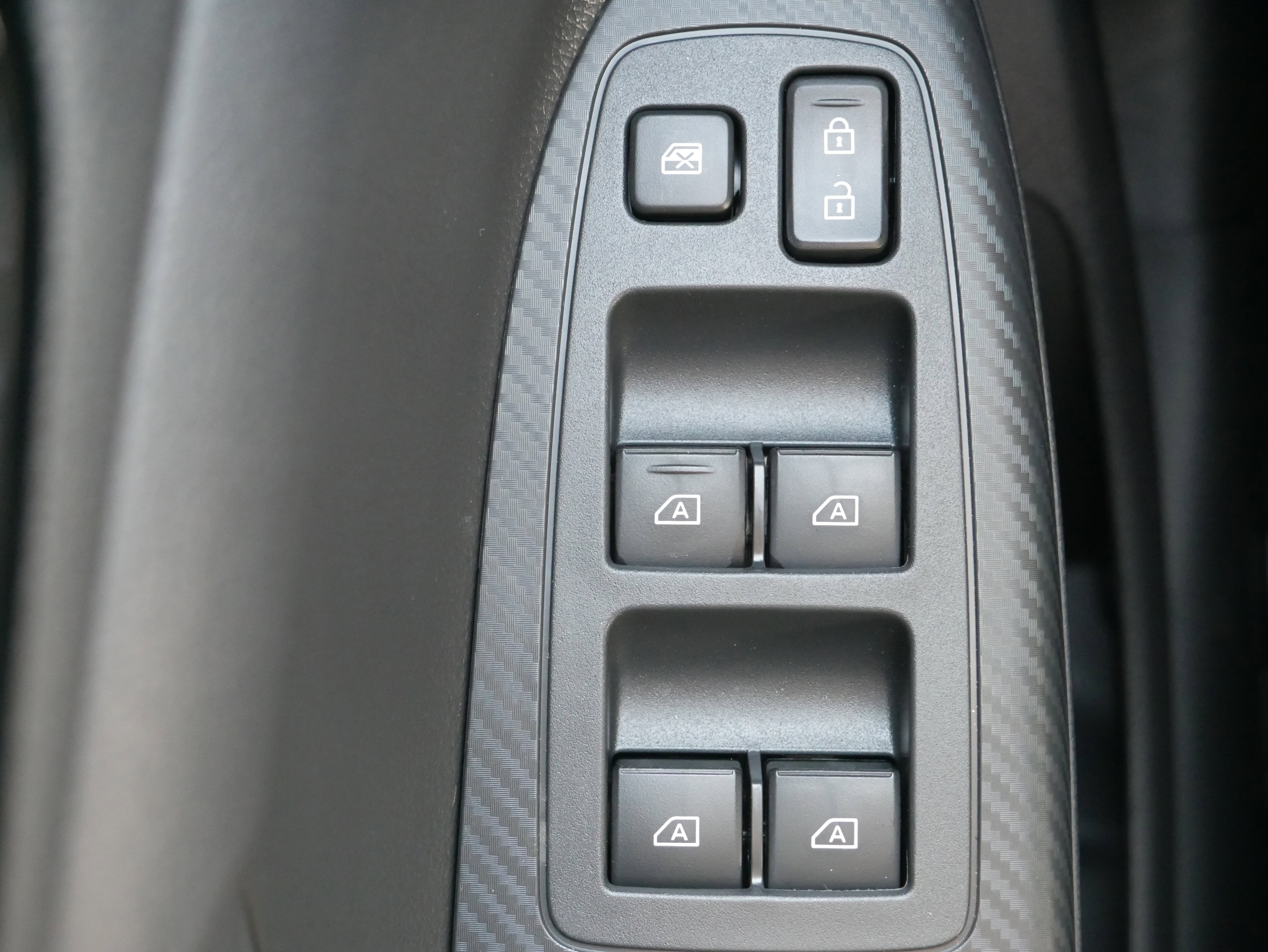 New 2025 Mitsubishi Eclipse Cross SEL image 25