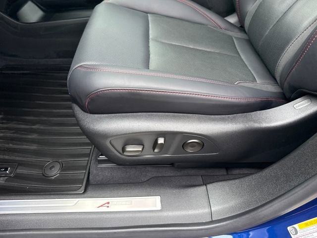 Used 2024 Acura ZDX A-Spec image 12