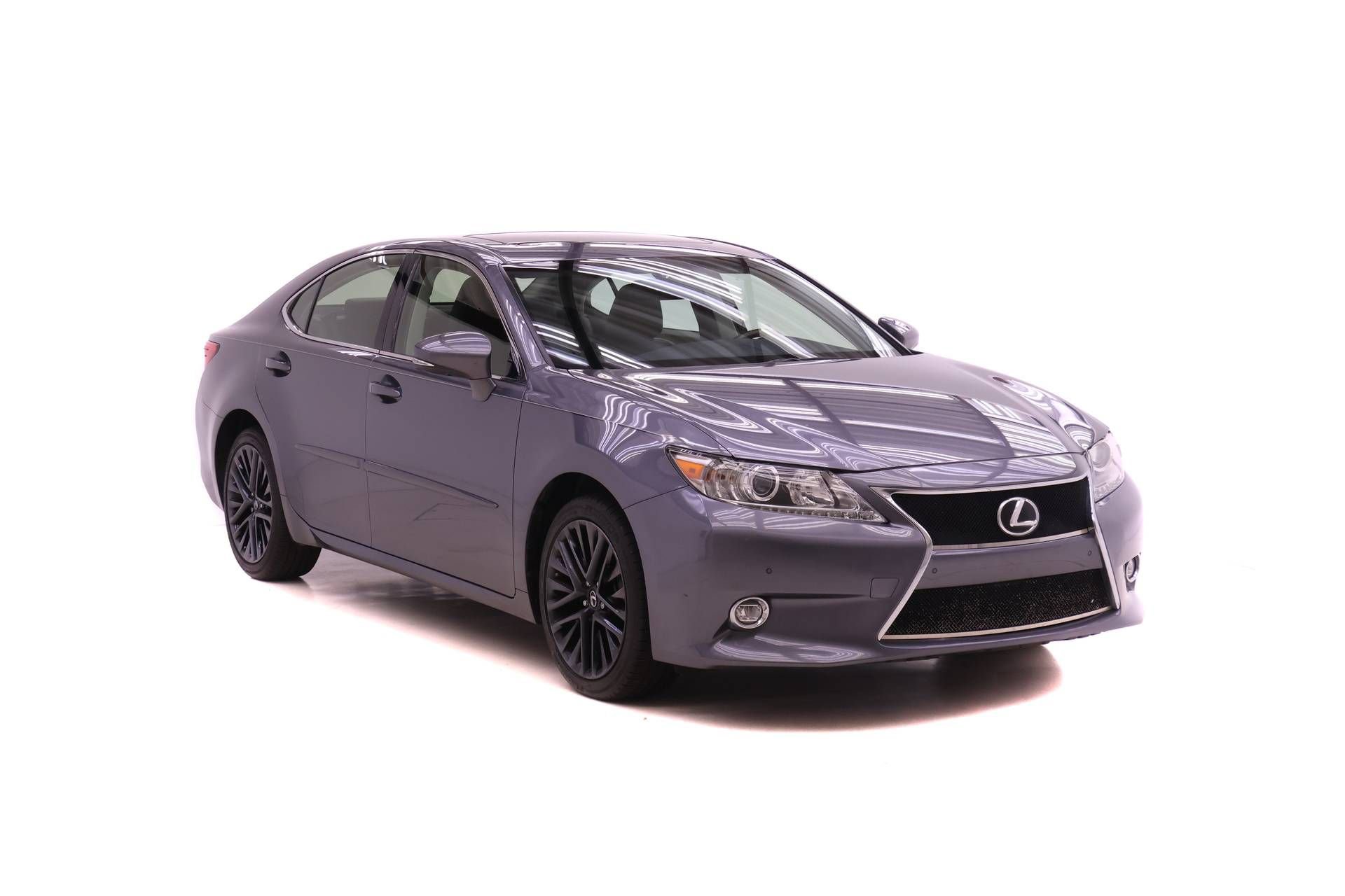 Used 2015 Lexus ES 350 FWD image 2