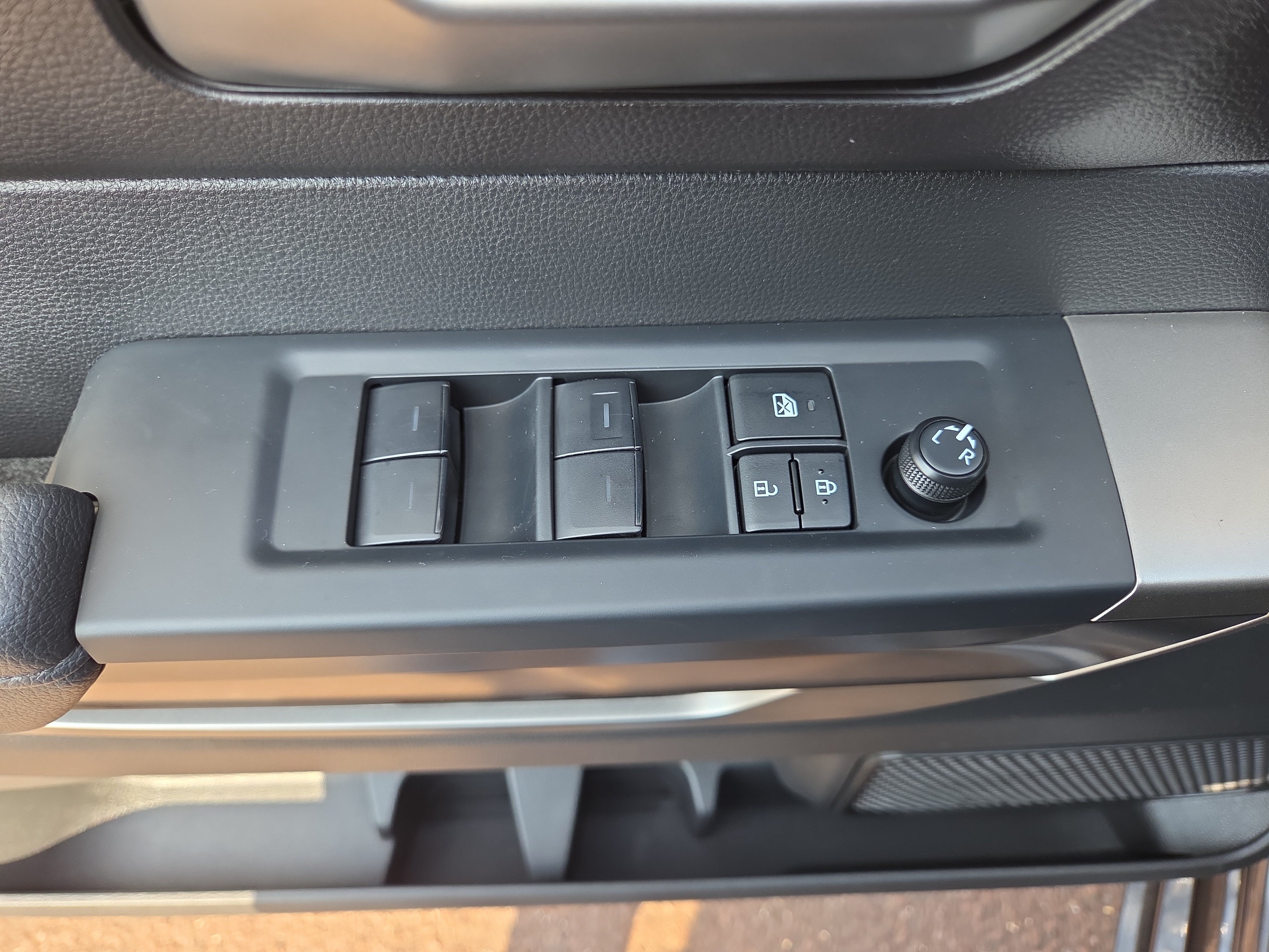 Certified 2026 Toyota Tundra SR5 AWD/4WD image 28