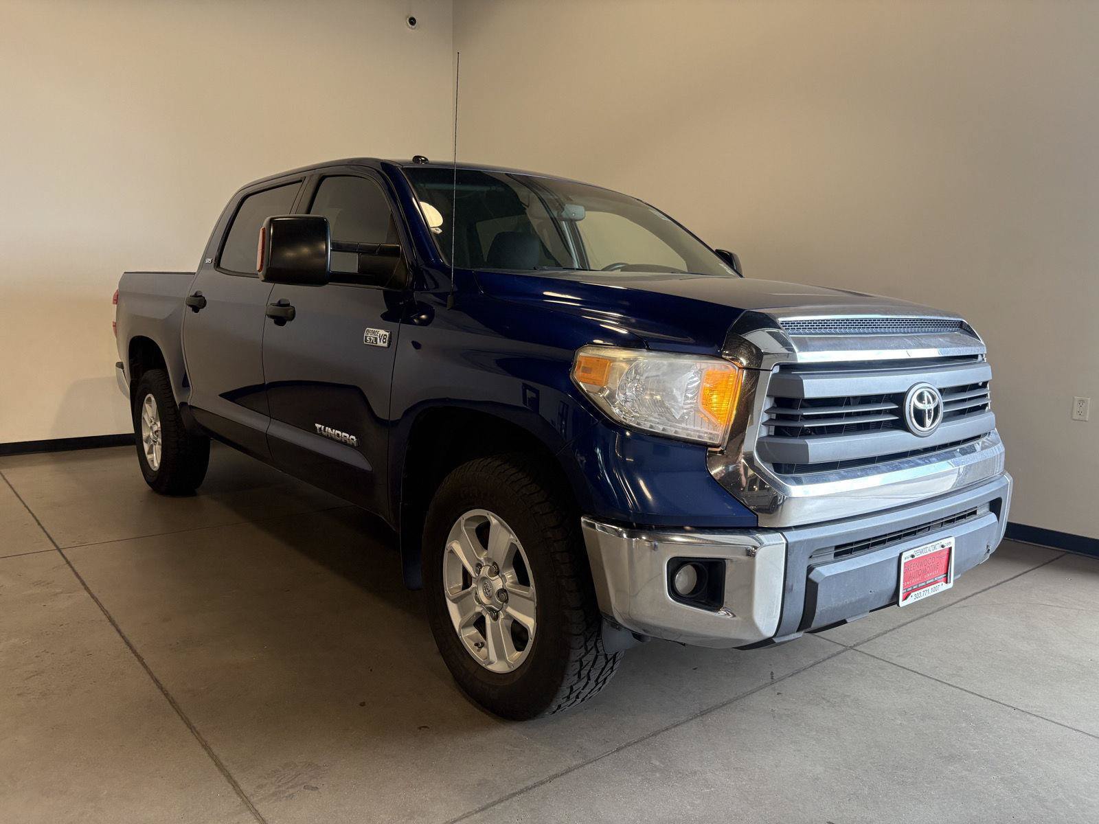 Used 2015 Toyota Tundra SR5 w/ SR5 Upgrade Package