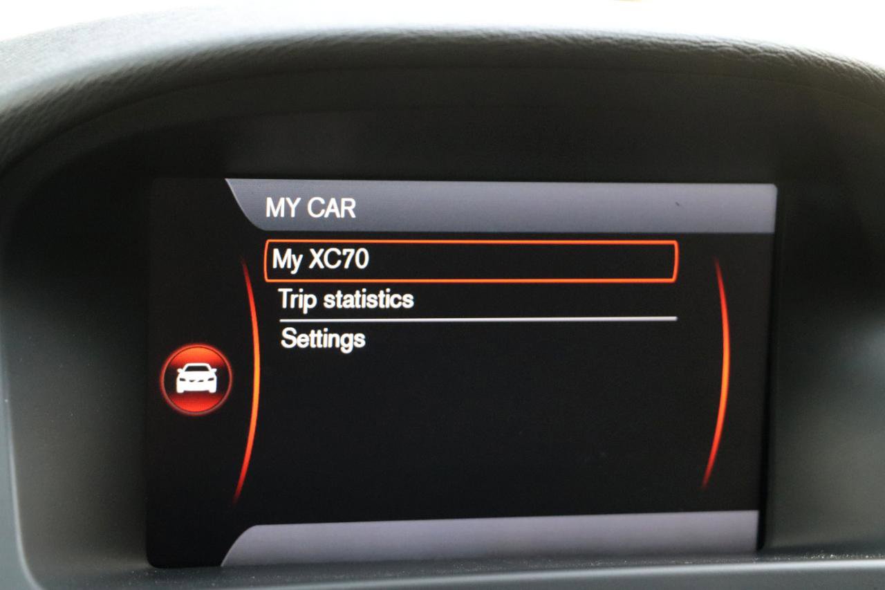 Used 2012 Volvo XC70 T6 image 14