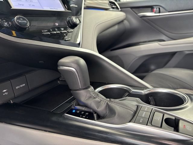 Used 2018 Toyota Camry XLE FWD image 20