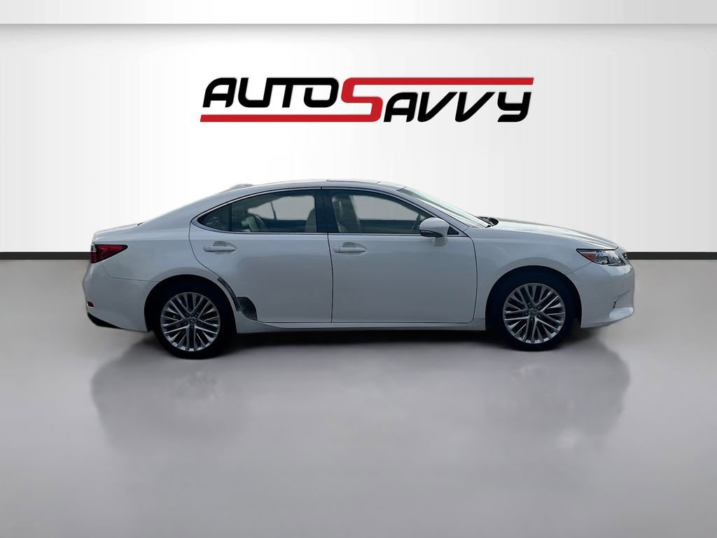 Used 2015 Lexus ES 350 350 w/ Luxury Package image 8