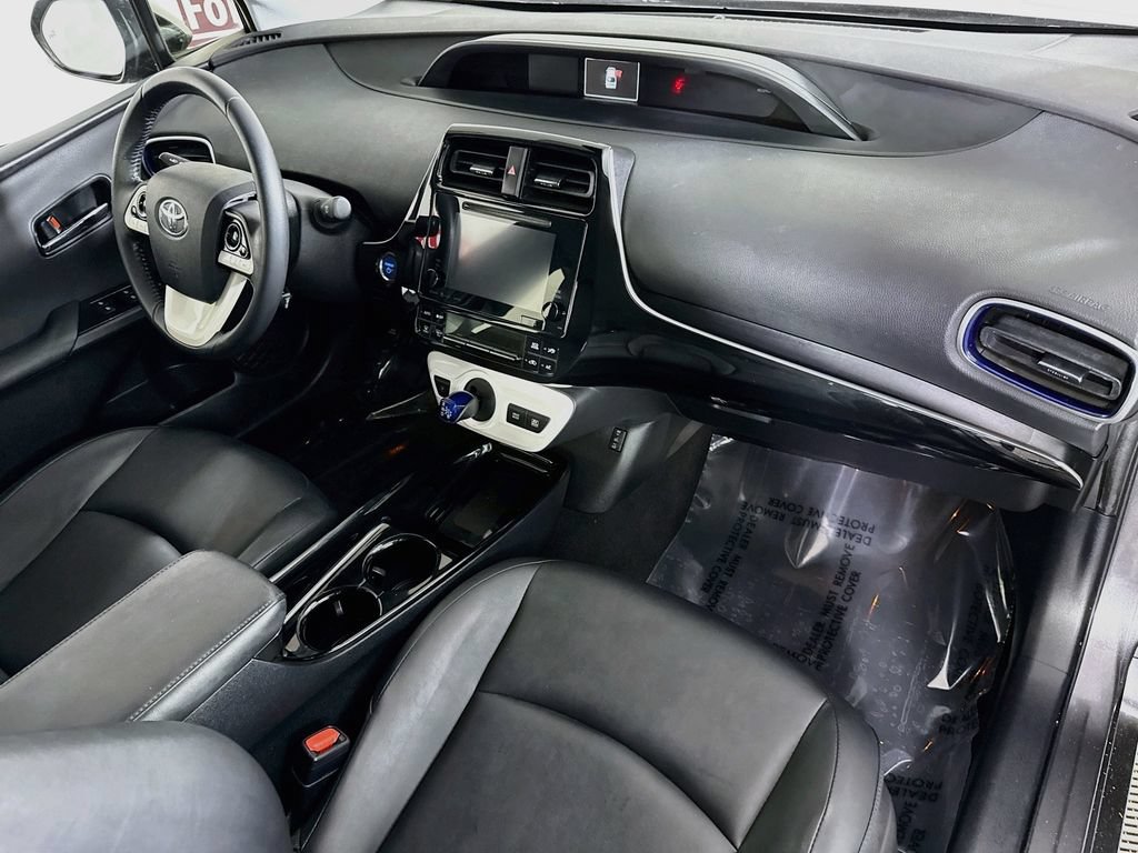 Used 2017 Toyota Prius Four Touring FWD image 31