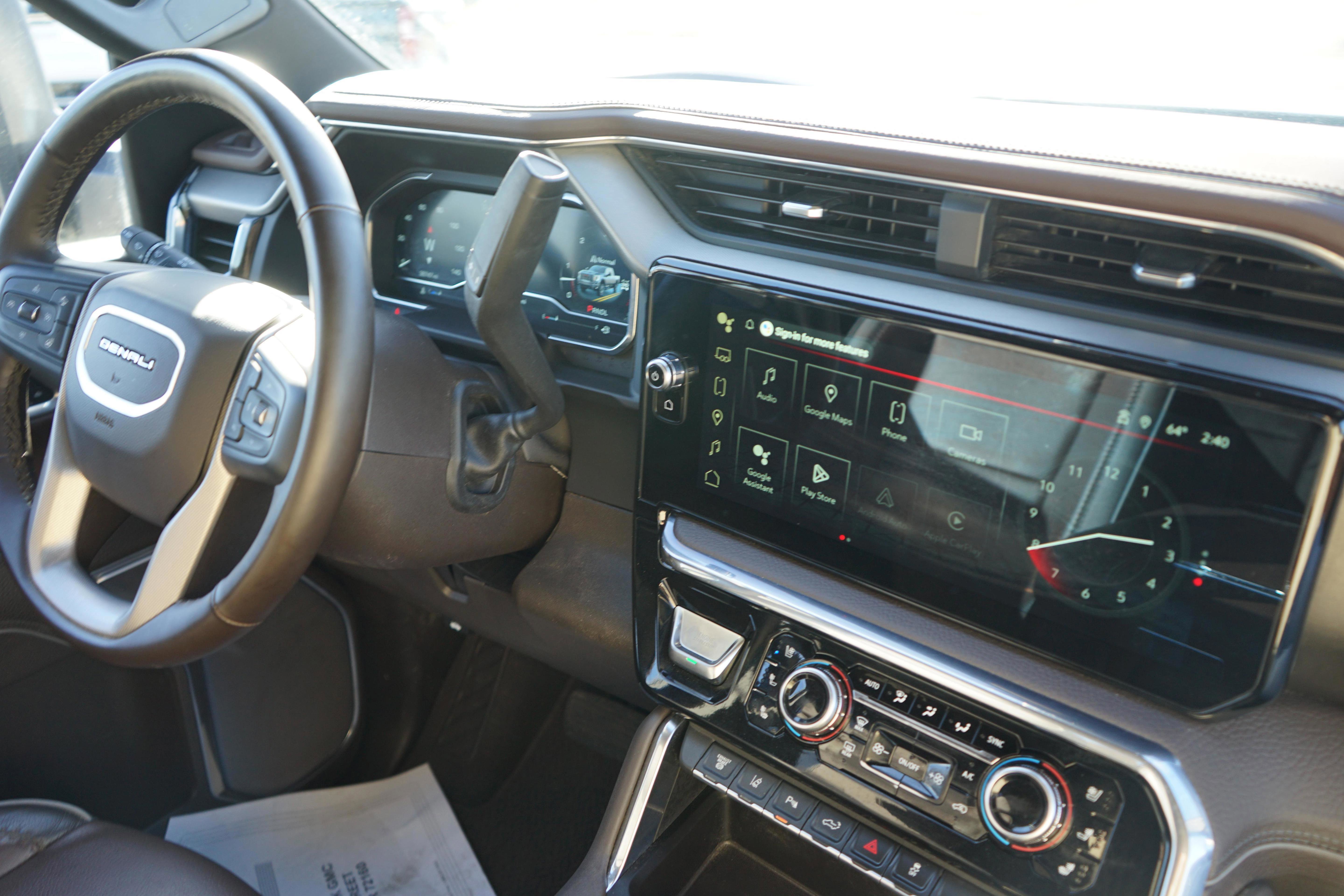 Used 2025 GMC Sierra 2500 Denali w/ Max Trailering Package image 26