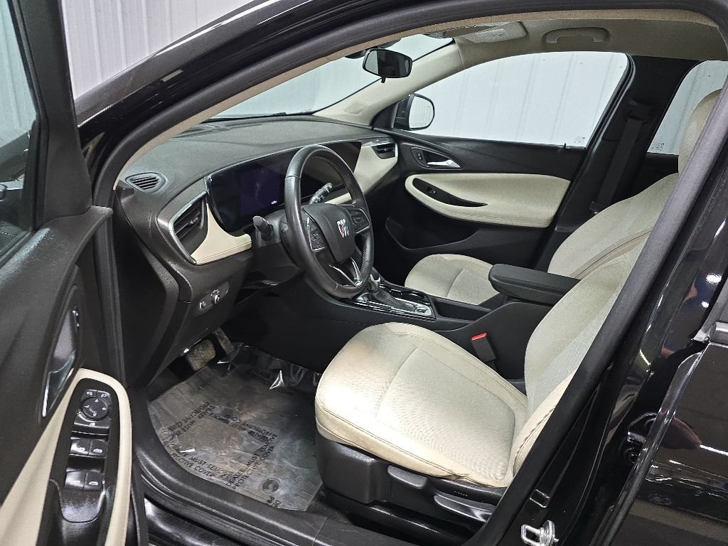 Used 2024 Buick Encore GX Preferred AWD/4WD image 28