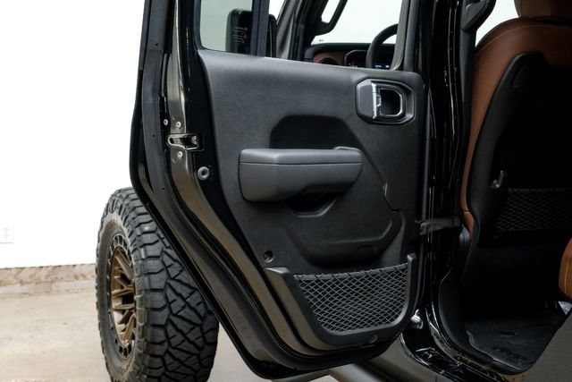 Used 2025 Jeep Gladiator Rubicon w/ Safety Group AWD/4WD image 99