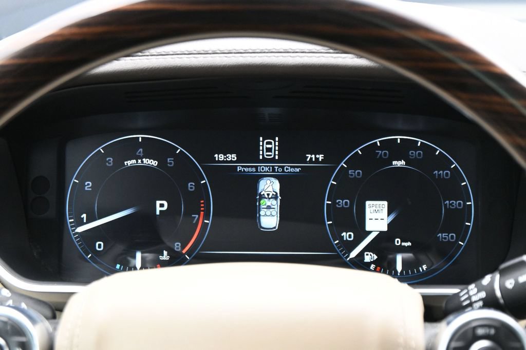 Used 2016 Land Rover Range Rover HSE AWD/4WD image 17