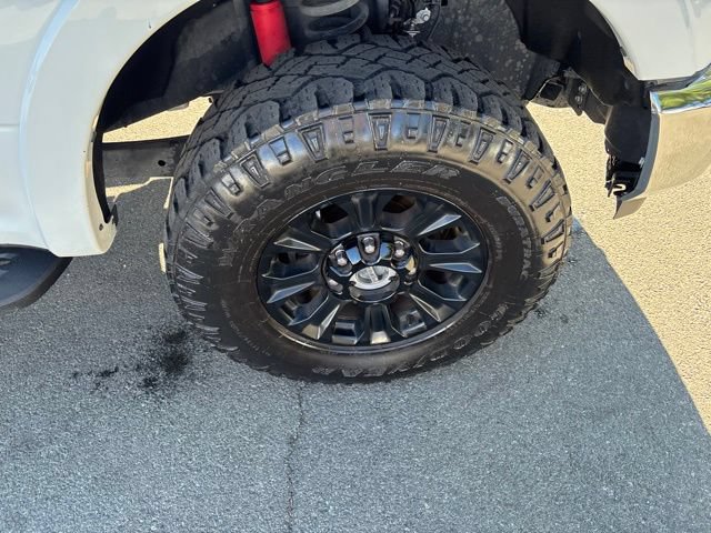 Used 2022 Ford F350 Lariat w/ Tremor Off-Road Package AWD/4WD image 38