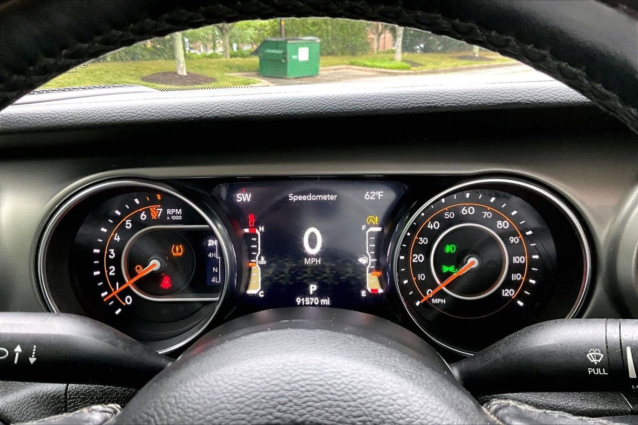 Certified 2021 Jeep Gladiator Sport AWD/4WD image 10