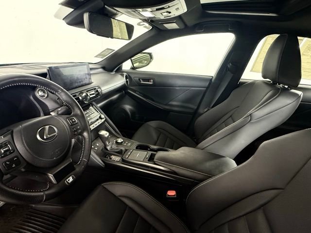 Used 2023 Lexus IS 350 F Sport w/ Navigation Package image 15