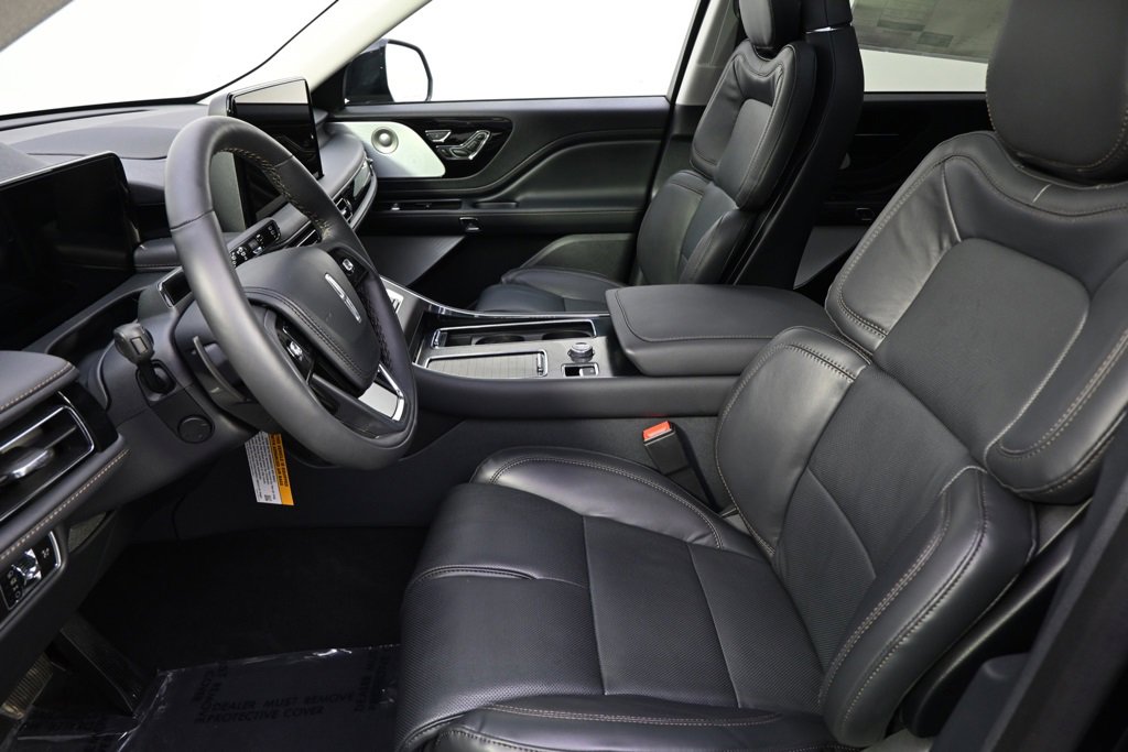 New 2026 Lincoln Aviator Reserve image 13
