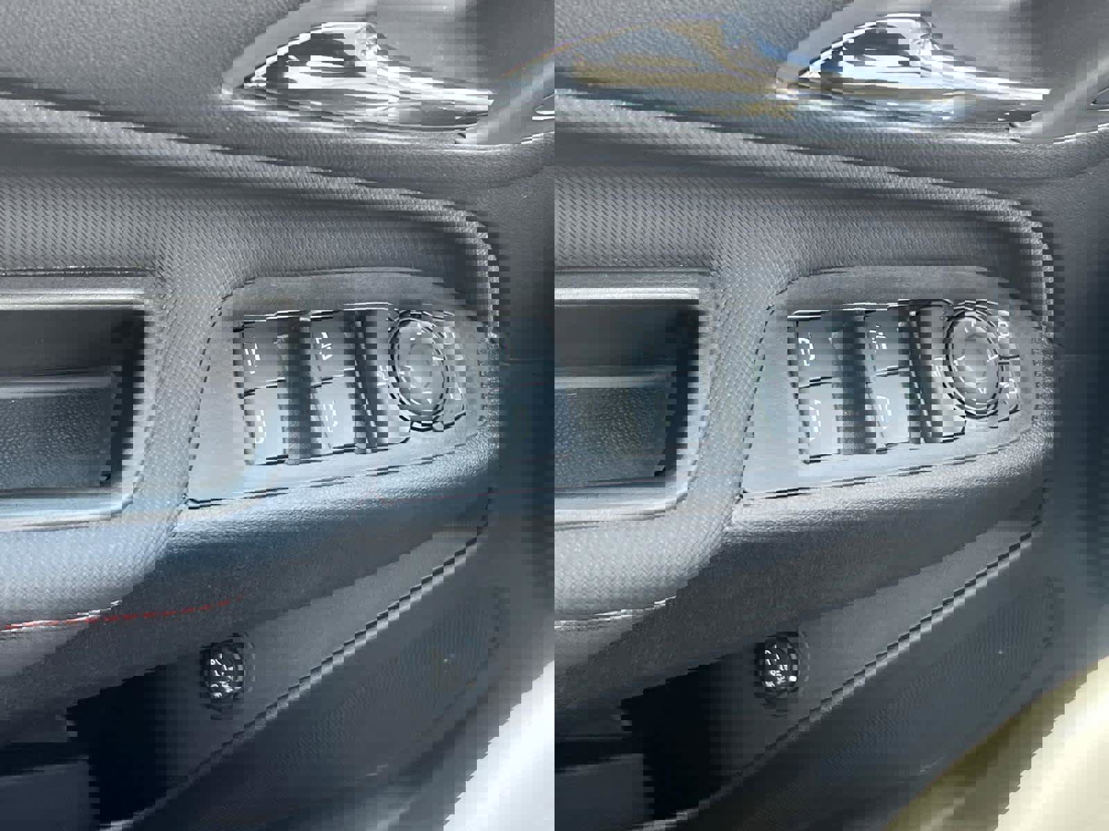 Certified 2024 Chevrolet Equinox RS image 22