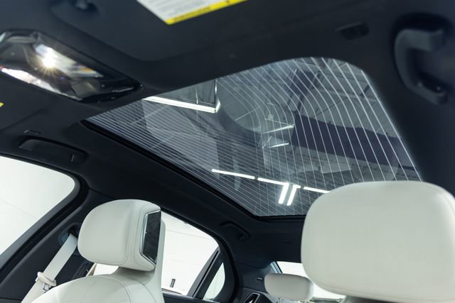 Certified 2023 BMW 760i xDrive AWD/4WD image 13