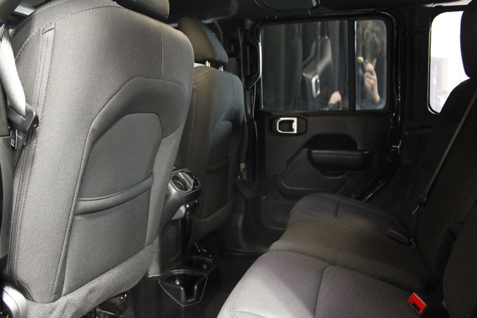 Used 2022 Jeep Wrangler Unlimited Sport image 38