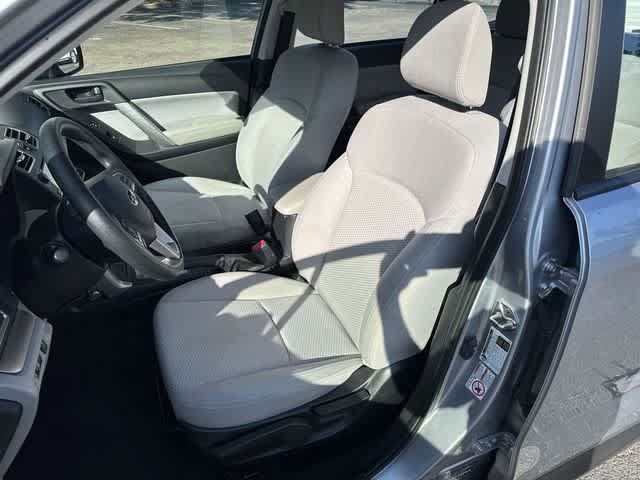 Used 2018 Subaru Forester 2.5i AWD/4WD image 14