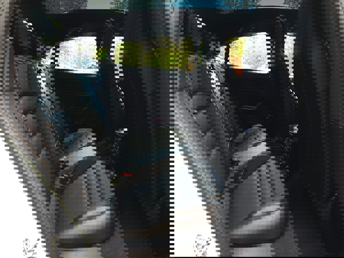 Used 2020 Porsche Taycan 4S w/ Premium Package image 18