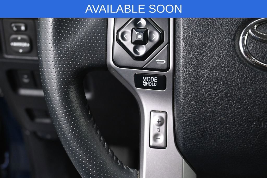 Used 2016 Toyota 4Runner Limited AWD/4WD image 18
