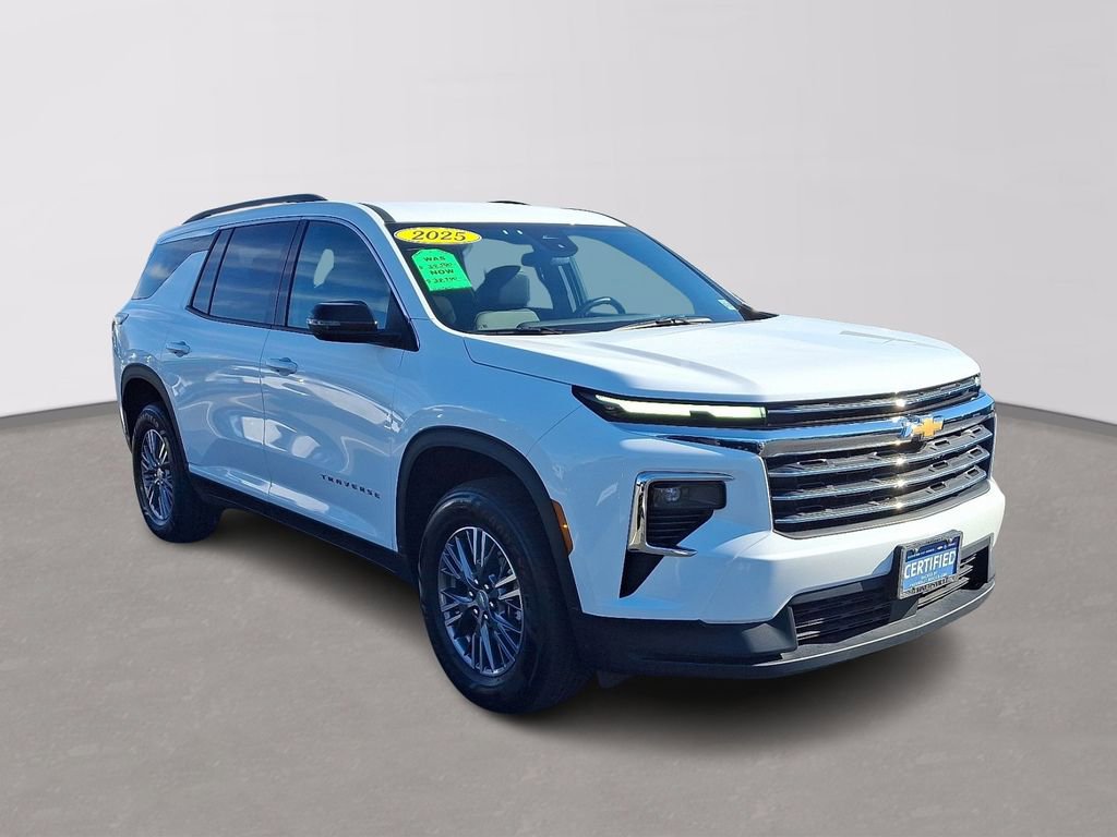Certified 2025 Chevrolet Traverse LT image 3